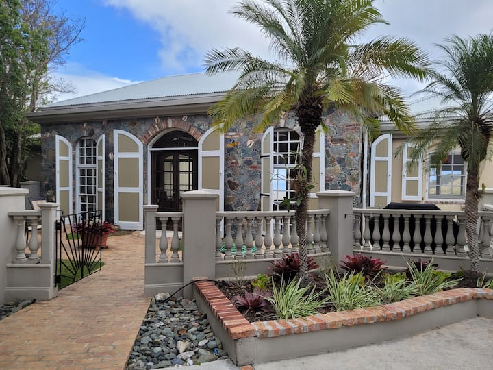 Beautiful Villa - Great Location - Saint Thomas