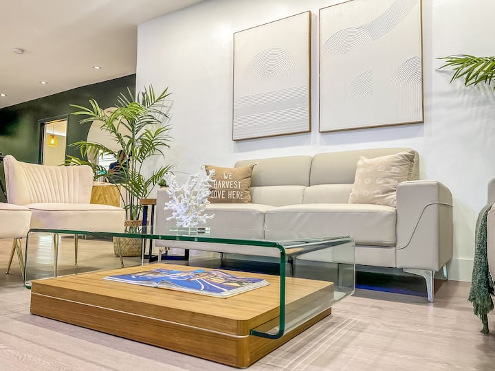 Dune Paradise| Spacious 4br | Pool Hot Tub|wynwood - Miami