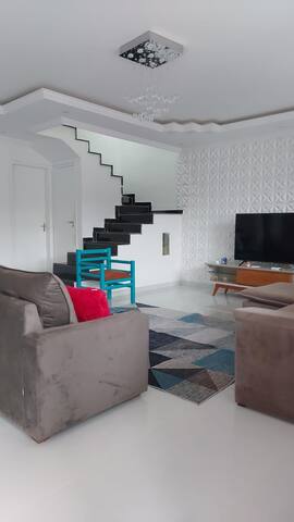 Casa agradável com piscina 15 min praia doRecreio gallery image 2