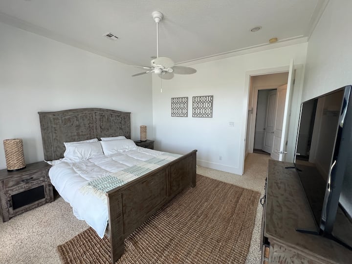 Მთავარი საძინებელი 