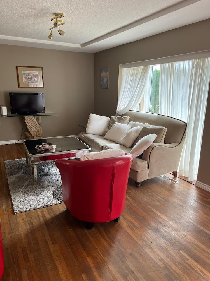 Beautiful 3 Bedroom House In White Rock - Blaine, WA