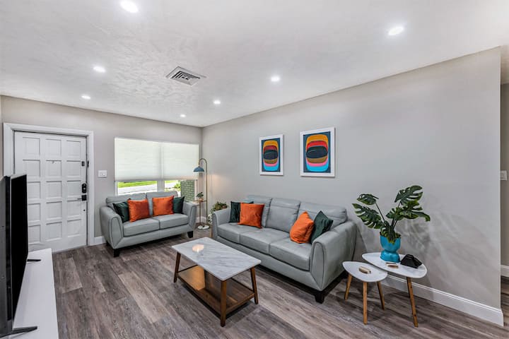 3brm/king*gameroom*near Busch Gardens, Usf&moffitt - Tampa, FL