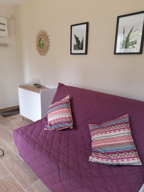 Private and comfortable space in a Host’s home