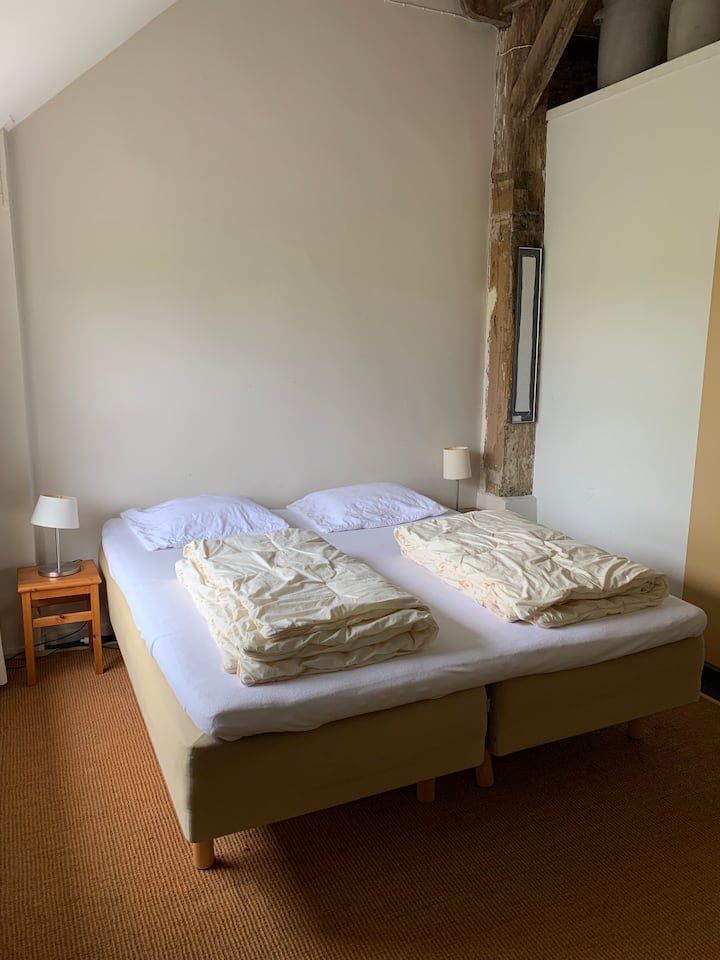 غرفة النوم 1