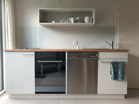 Beautiful granny apartment with kitchen and parking space