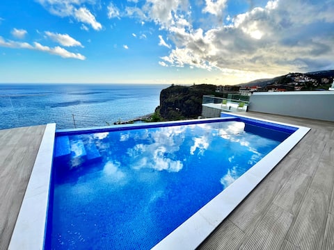 Luxury Villa Magnolia Heated Pool and Ocean View