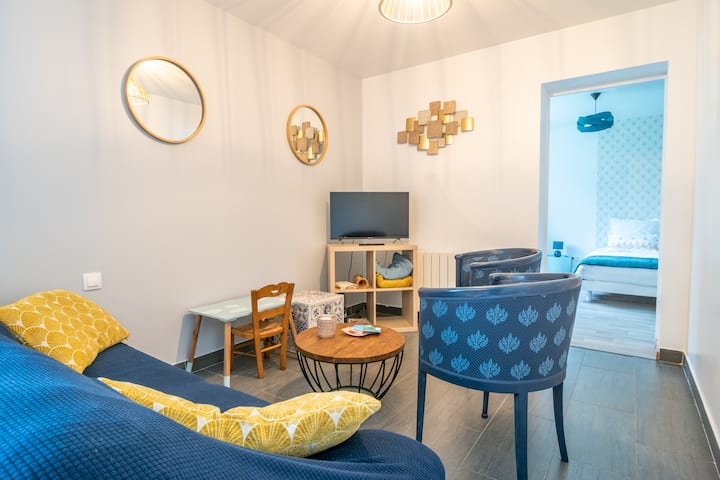 Le Pommier Bleu : Cottage Avec Piscine Chauffée - Frankreich