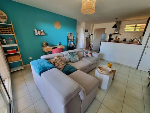 Successful Airbnb property: La Vita Bella, Superbe T2 in St Gilles - l'Eperon in Saint Paul