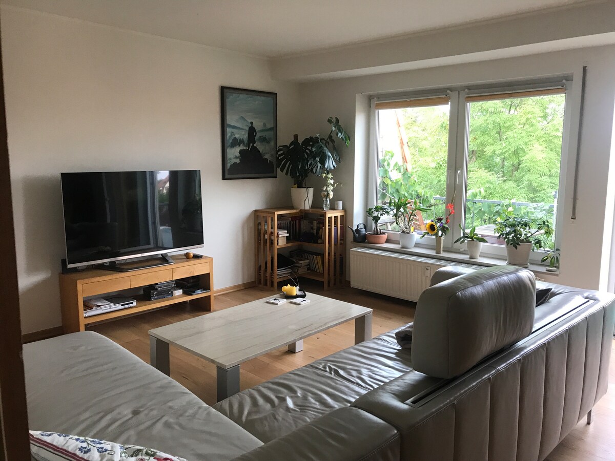 Top Airbnb: Apartment in the green east of Dresden with Elbe view in Dresden
