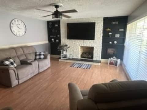 Cheerful four bedroom home invites adventurers