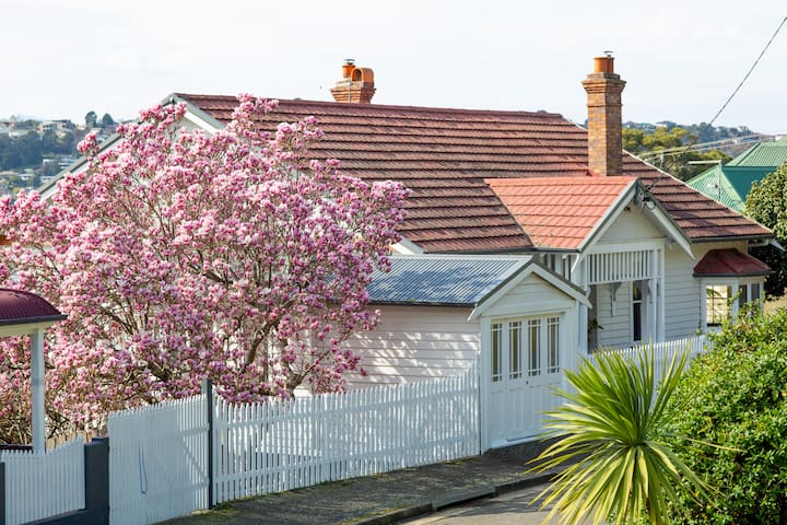 Maverick House – an elegant 3 bedroom period home