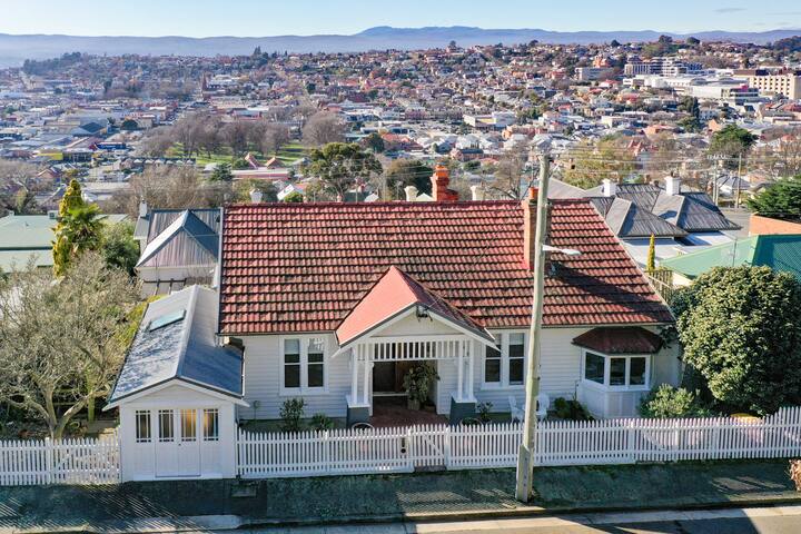 Listing in Launceston