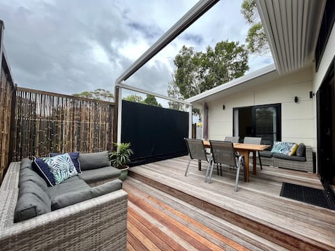 Modern Guesthouse Ettalong Beach