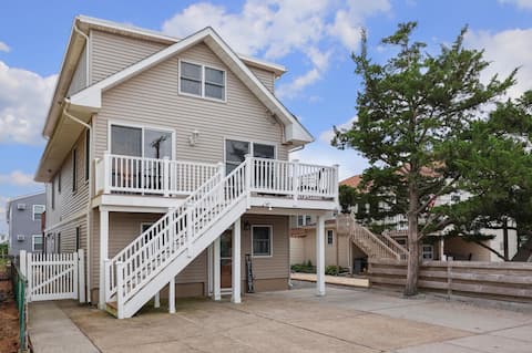 3 Bedroom First Floor Oceanside Retreat