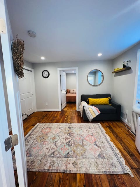 2nd floor Fully Renovated 2 BR 2 BA apt near NYC!