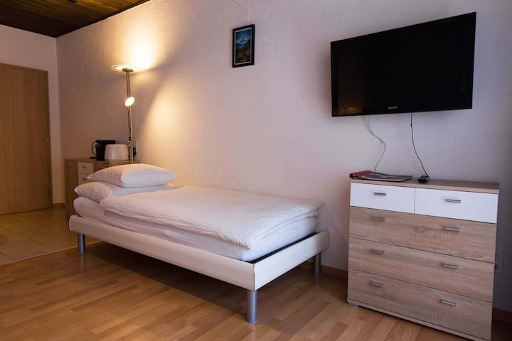 Central South 3 Bed Studio 1 Floor - Zermatt