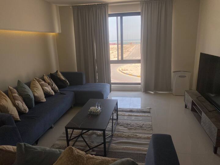 Beachfront Apartment 2 Bedrooms and Council Condominiums for Rent in
