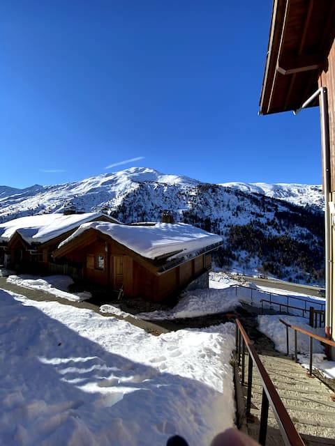 Private chalet for 8 people