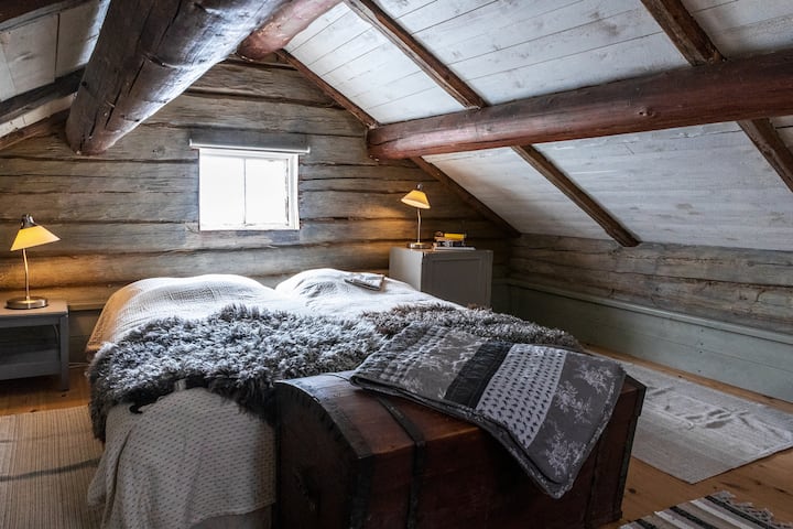 מיטה זוגית בלופט ב - Soldattorpet