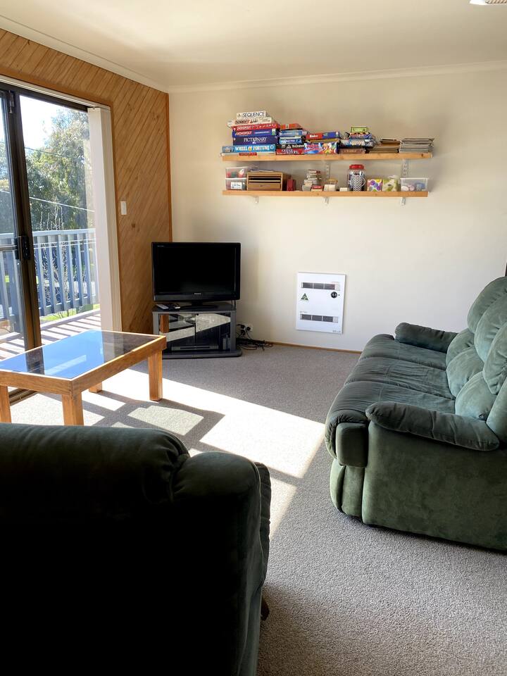 Family Friendly Beach House, Linen Included - Inverloch