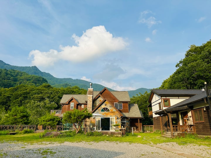 Cottage in Yangyang-gun · ★4.98 · 2 bedrooms · 2 beds · 1 private bath