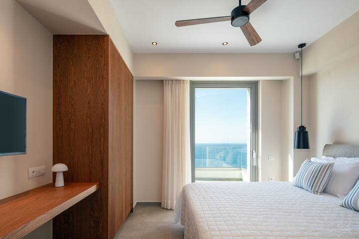 Villa Balance – Holidays framed in sea vistas! gallery image 5