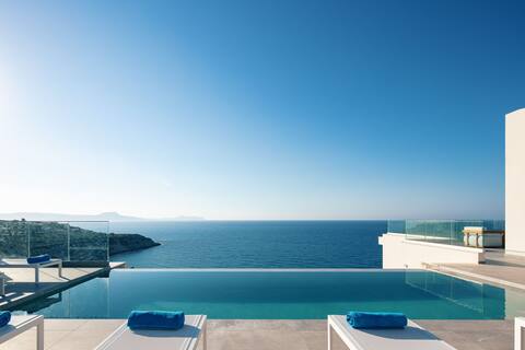 Villa Balance - Holidays framed in sea vistas!