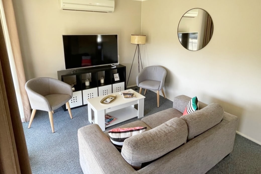 Successful Airbnb property: Comfortable 2-Bedroom home “Rest Easy Mudgee” in Mudgee