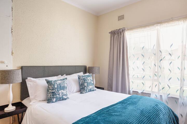 Spacious 4 bedroom home, Our home to you. gallery image 2