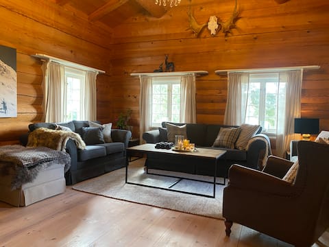 Der Heime - Cozy cabin with large fireplace!