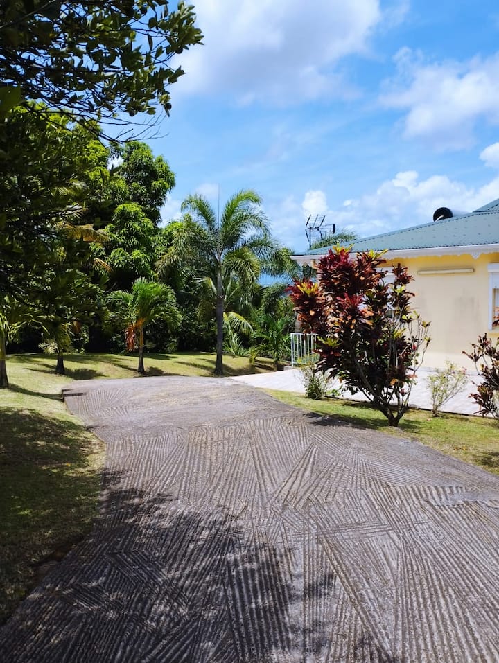 Charming home in the countryside Vacation homes for Rent in Le Robert