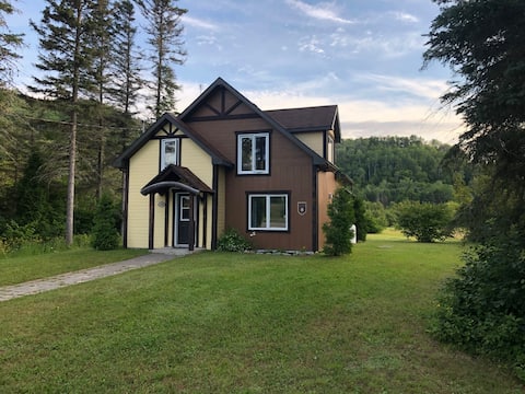 Chalet à l 'Anse-St-Jean