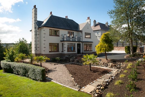 The Old Mount Manor, Causeway Coast