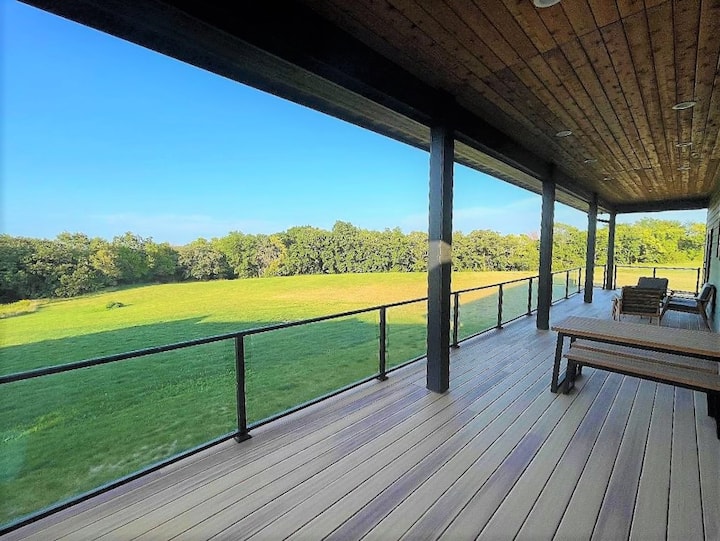 Luxury Guest Home in Beautiful Madison County Guest houses for Rent