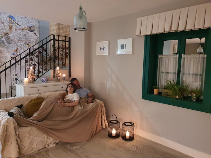 P1 غرفة المعيشة في بيت الخزامى