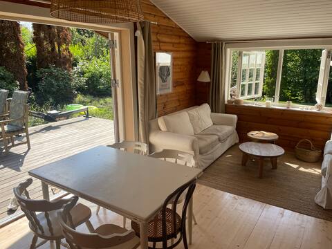 Welcome to our idyllic cottage!