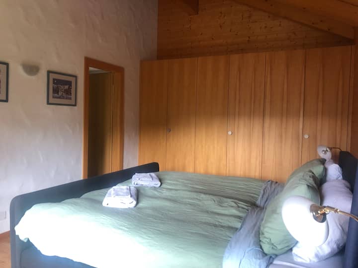 غرفة النوم 2