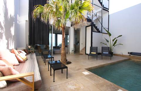 Luxury Modern Riad Villa with pool and open views