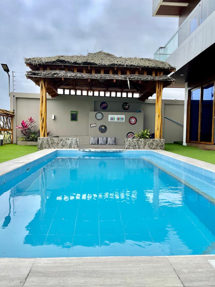 Casa de Playa BiA Montañita Ecuador. Oceanfront Houses for Rent in