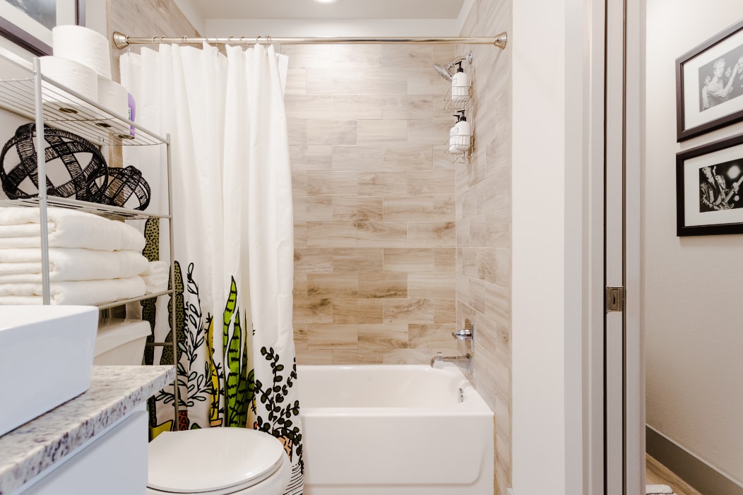 Trendy ATX Home, Walking Distance to Downtown!
