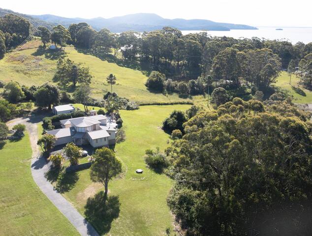 Tranquil home near Blueys Beach l Fun&relaxation! gallery image 2