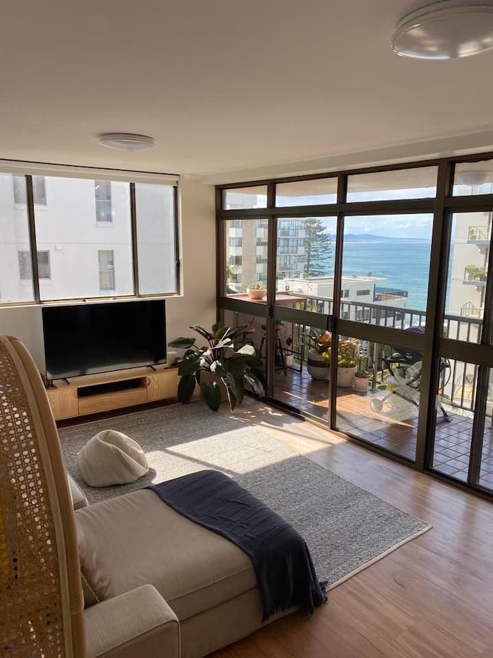 Water Views Apartment - North Wollongong - Wollongong