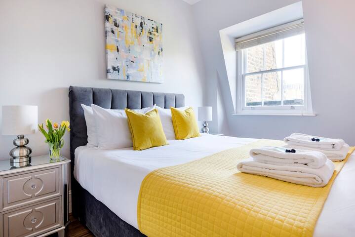 Lovely 2Bedroom 2Bathroom Apartment Central London gallery image 5