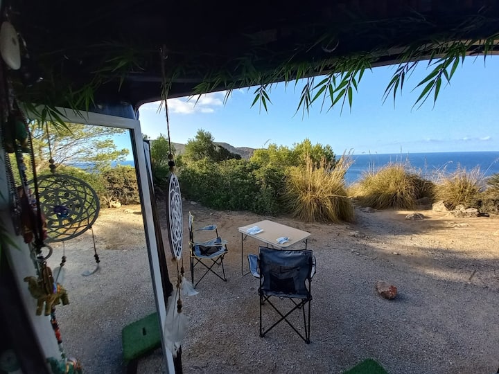 Your home away from home, discover Mallorca by van Campers/RVs for
