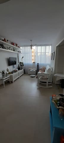 Apartamento super novo no coração do Leblon.