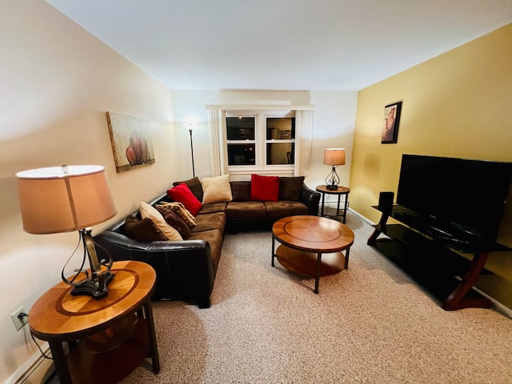 Fully Equipped 2 Bedroom Apartment In Cumberland Apartments for Rent