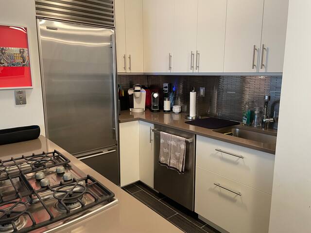 Modern 2 bed in heart of Nolita. Flexible Dates gallery image 2