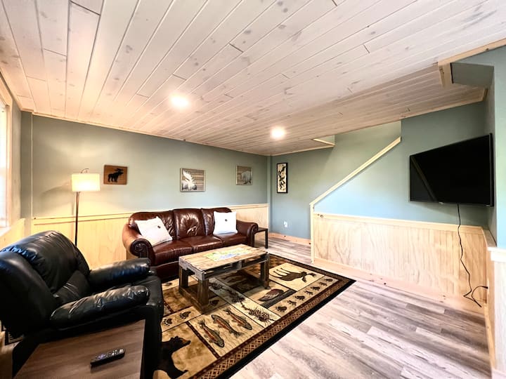 Riverside Lodge *East Outlet* (Close to Moosehead) Apartments for Rent in Greenville, Maine