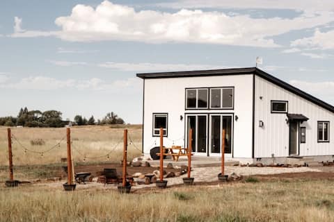 Modern Cabin Amazing Teton Views.