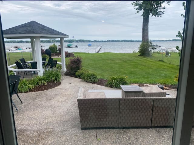 Retreat At Forest Lake